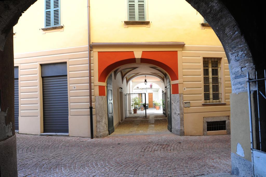 Casa Botta - Luino Lago Maggiore エクステリア 写真